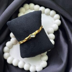 Single Square Stone Bracelet