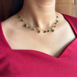 Green Chain Elegant Neckpiece